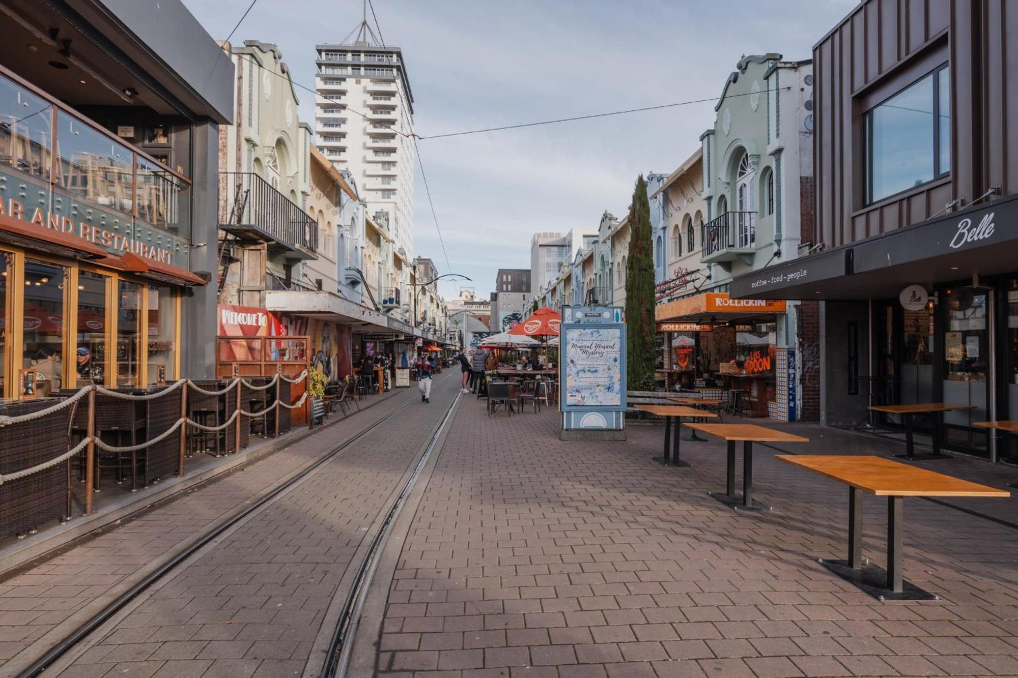 Chic And Contemporary Living At Cambridge Terrace Villa Christchurch Bagian luar foto