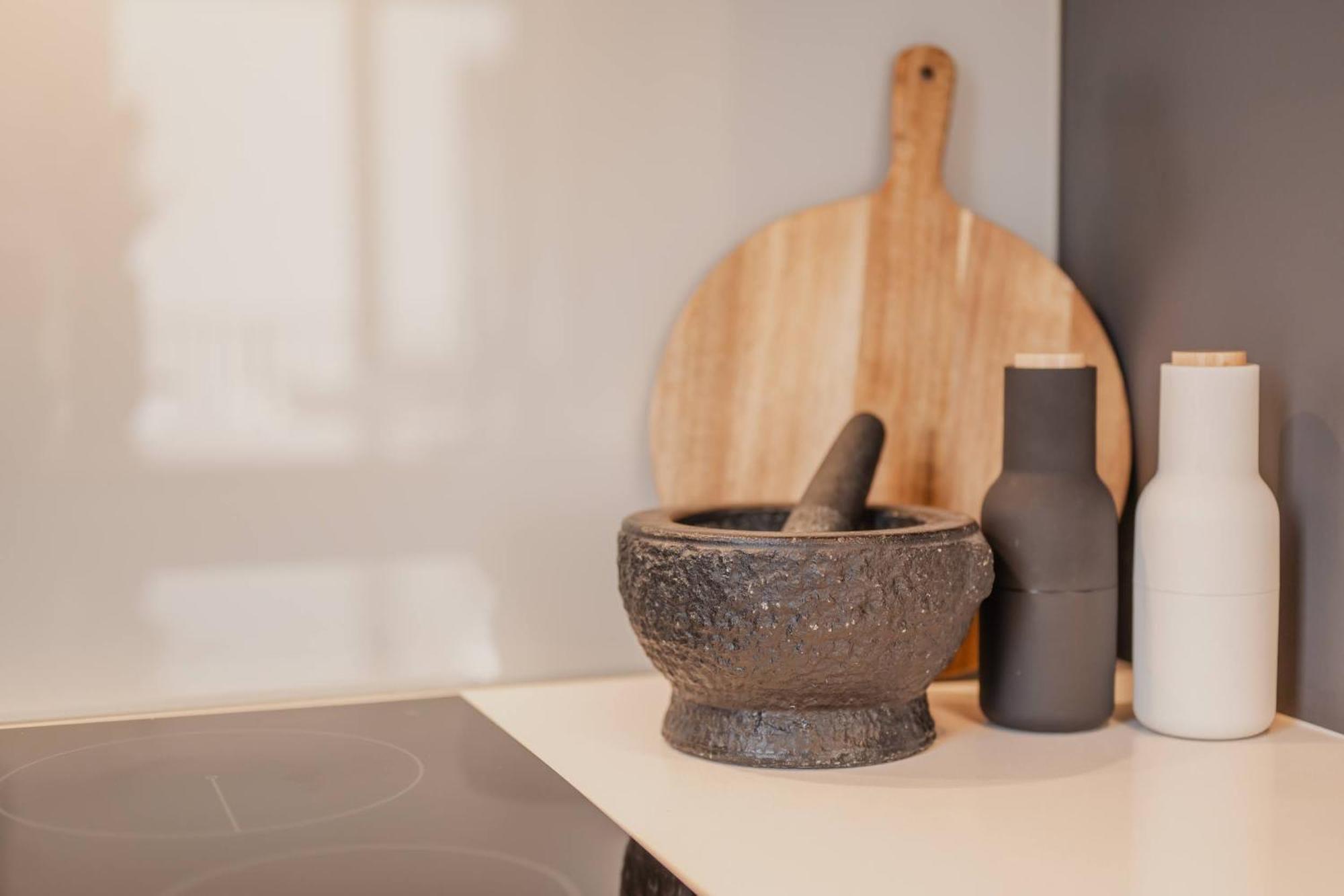 Chic And Contemporary Living At Cambridge Terrace Villa Christchurch Bagian luar foto