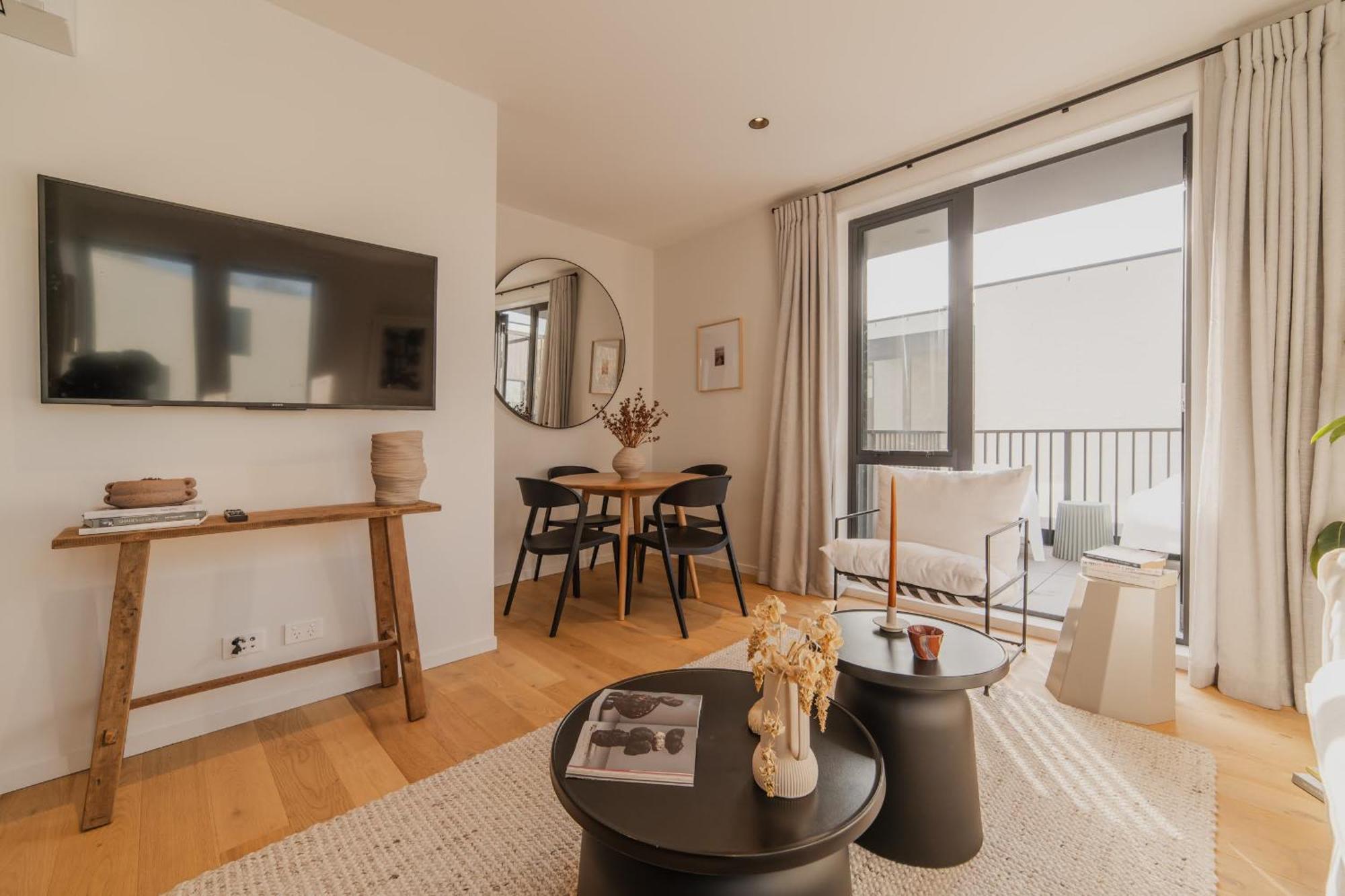 Chic And Contemporary Living At Cambridge Terrace Villa Christchurch Bagian luar foto